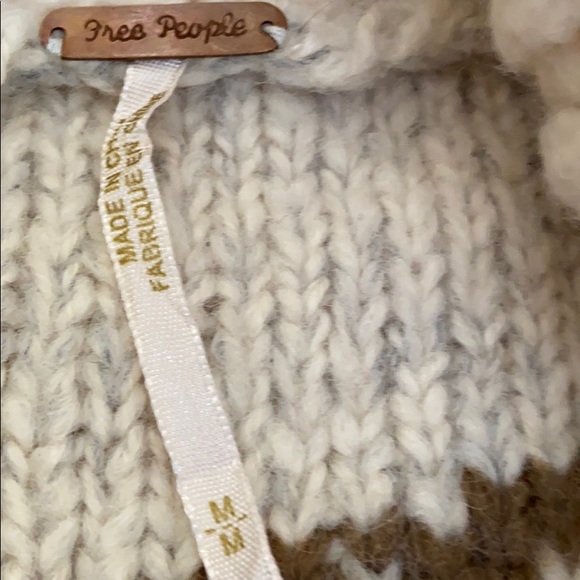 Free People sweater - Picture 3 of 3